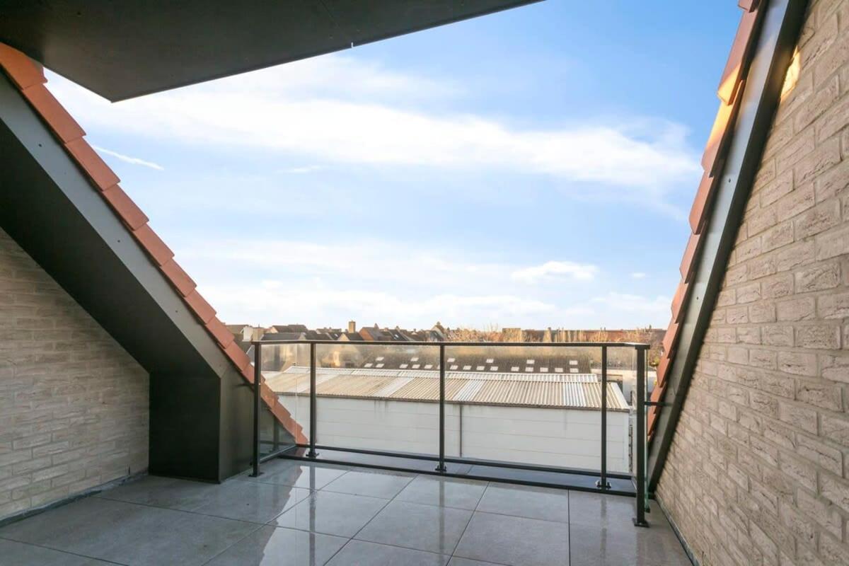 Apartment Huswell - Spacious 3 Bedroom With Private Garage