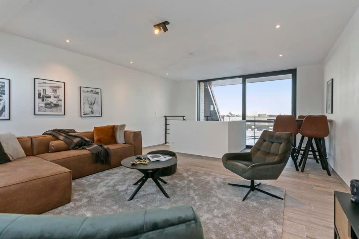 Huswell - Spacious 3 Bedroom With Private Garage Knokke-Heist